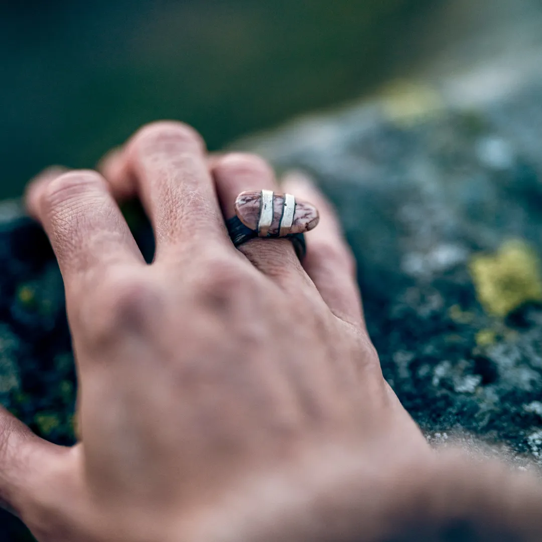 Bague en argent galet Corse rose