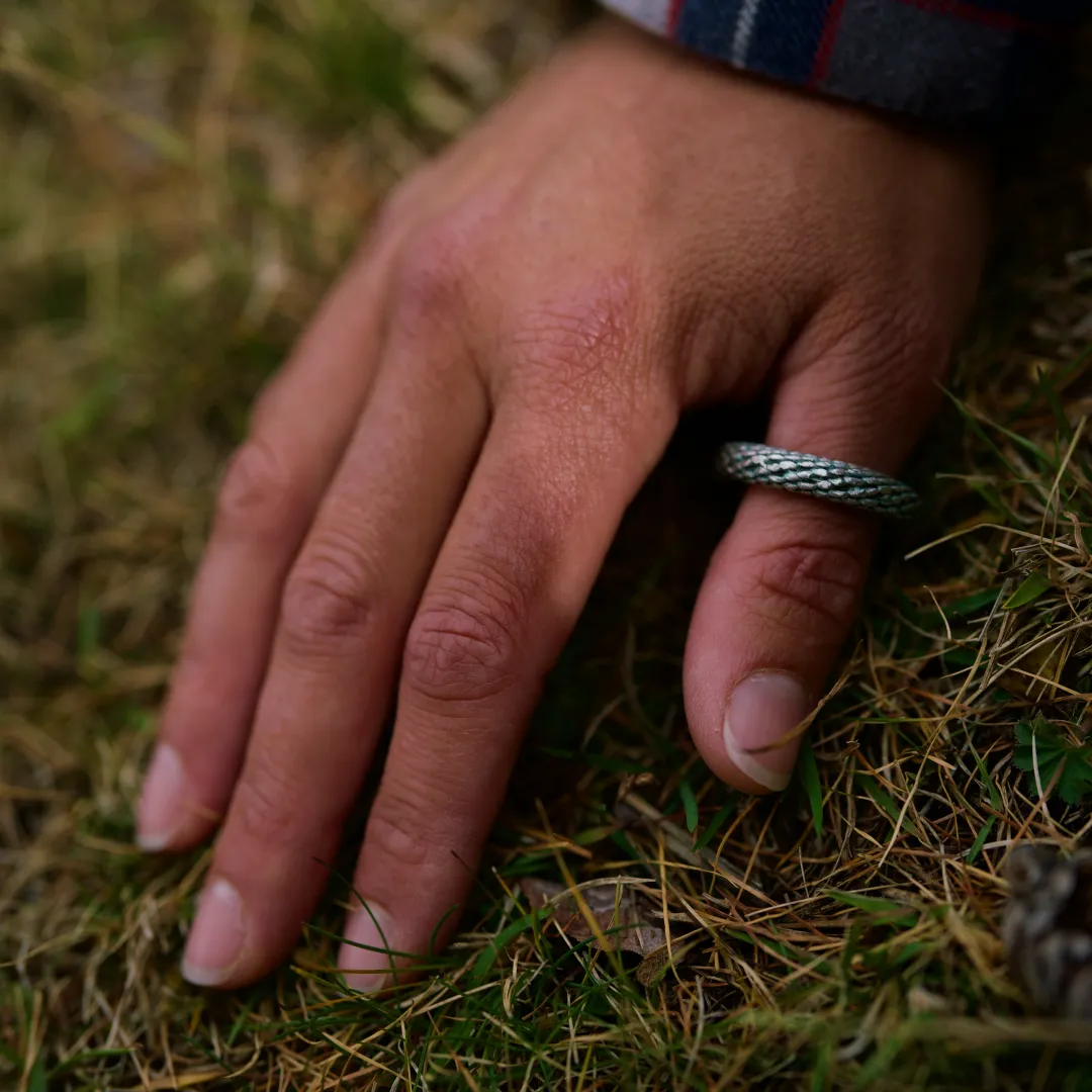 Bague cordelette