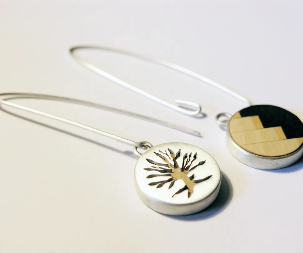 Boucles d'oreilles en argent avec bois